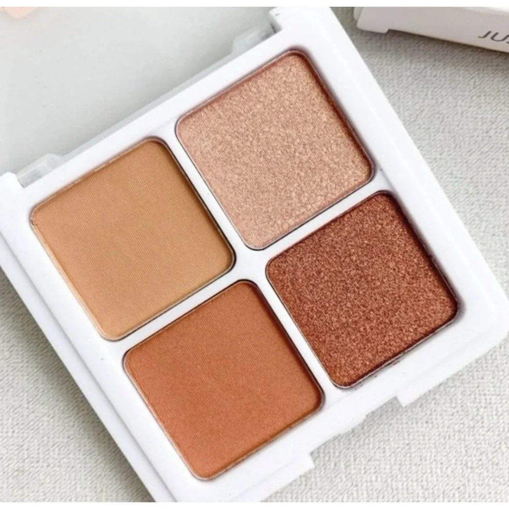 Floss Eyeshadow Squad JUST PEACHY‎ Quad Palette